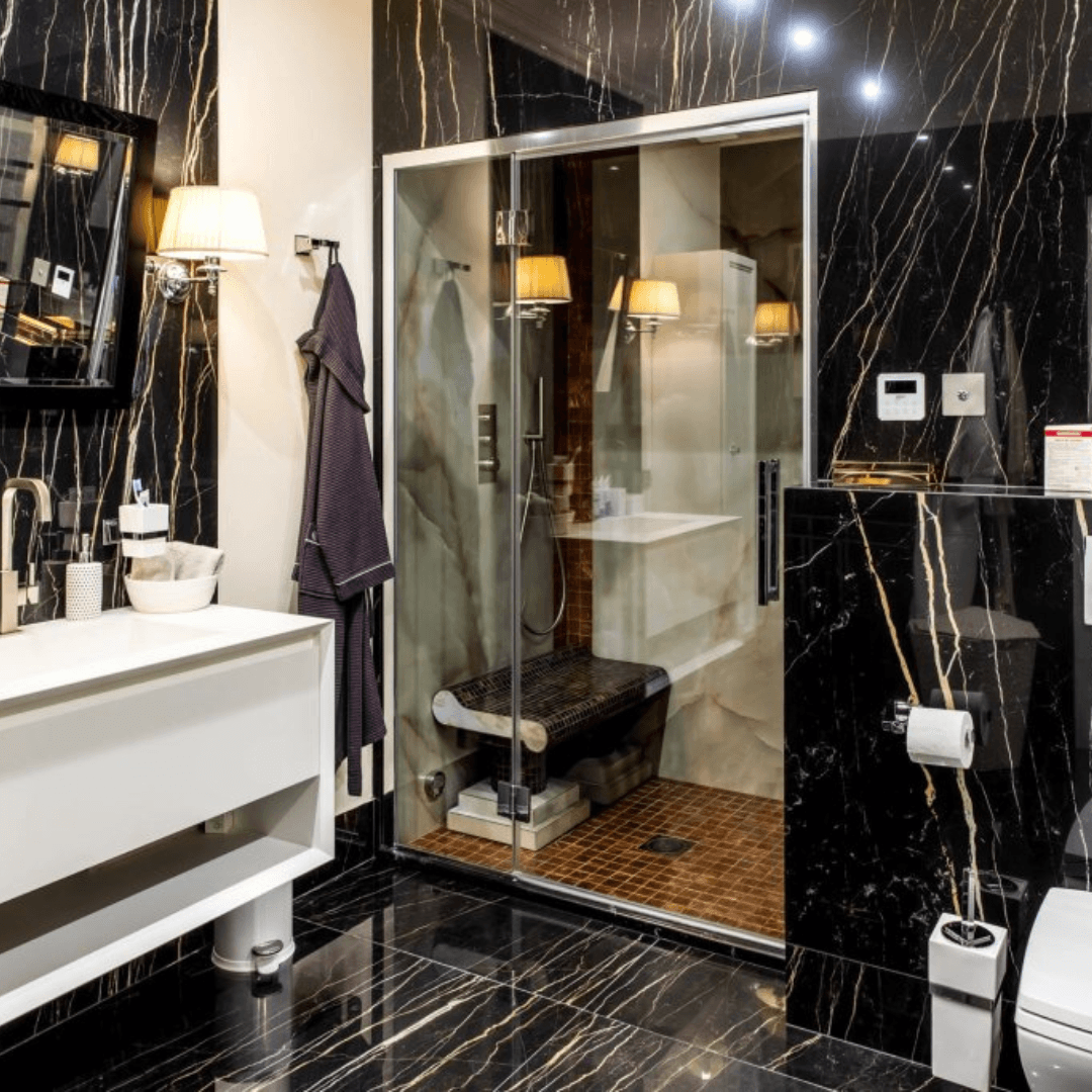 Villa à Vendre sur la Côte d'Azur : Somptueuse villa moderne en vente, offrant confort et élégance.